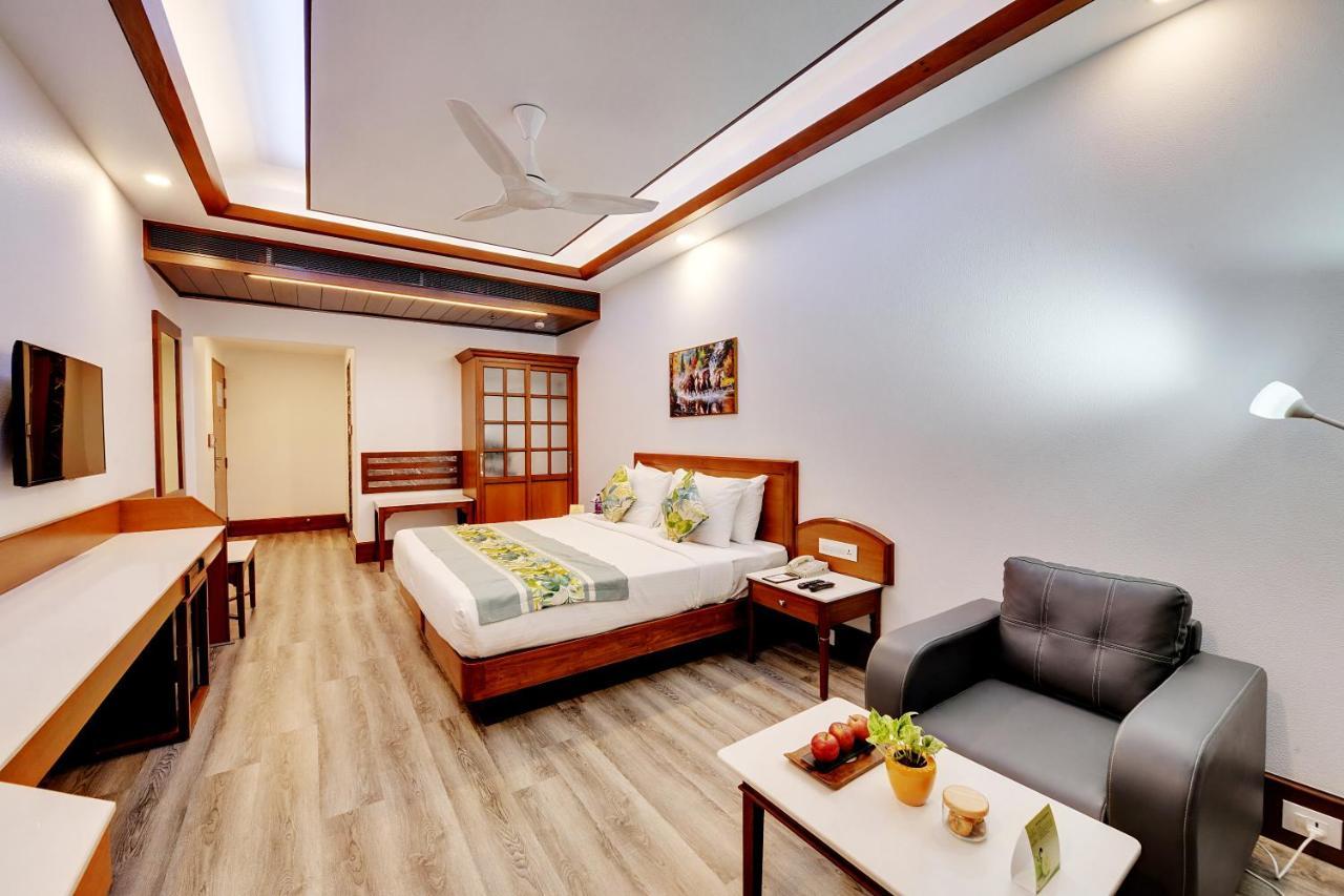 E Square The Fern, Poona Buitenkant foto