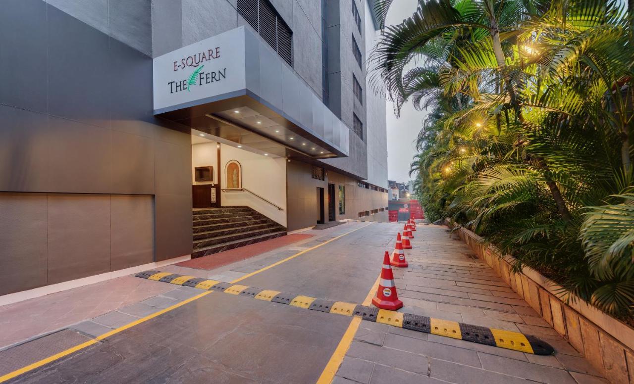 E Square The Fern, Poona Buitenkant foto